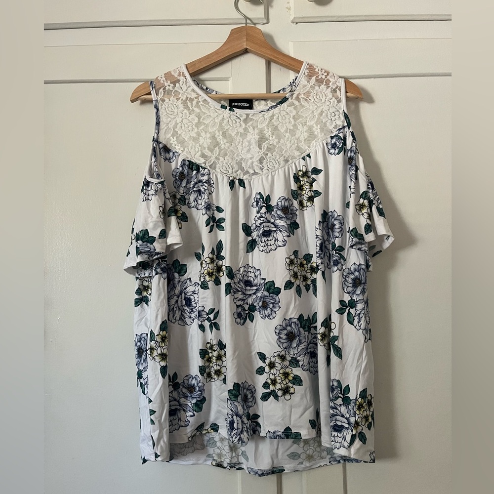 NWT Joe Boxer Floral Cold Shoulder Top Lace Yoke Size 2X